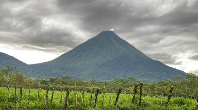 Sky Hostel La Fortuna Kültér fotó